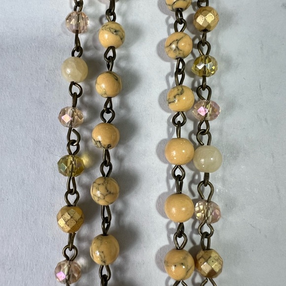 Melania Clara Necklace - Picture 9 of 9